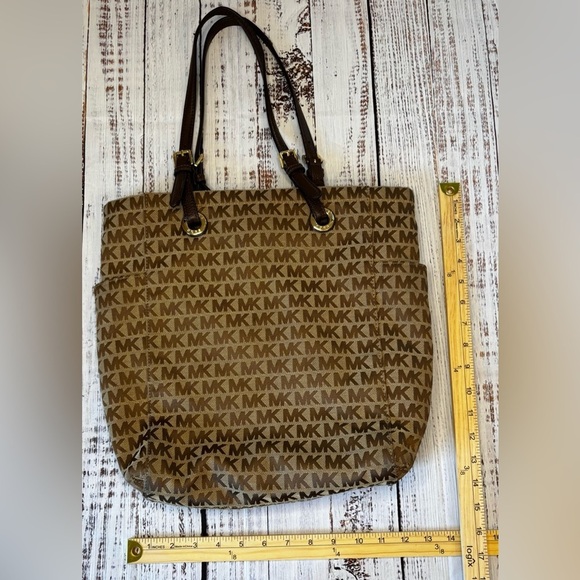 Women’s Michael Kors Jet Set North South Monogram Signature Jacquard Tote Bag - Picture 1 of 11